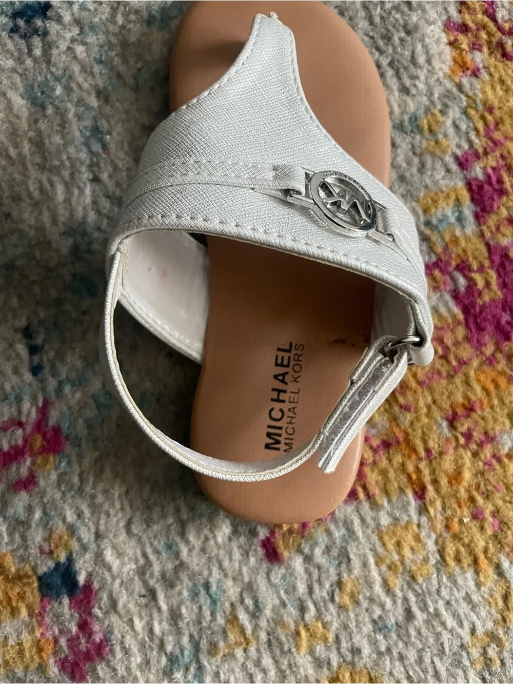 Michael Kors White Kids Girls' Thong Sandals with Gold MK Medallion size 10 new
